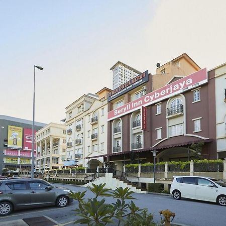 Beryll Inn Cyberjaya Hotel Экстерьер фото