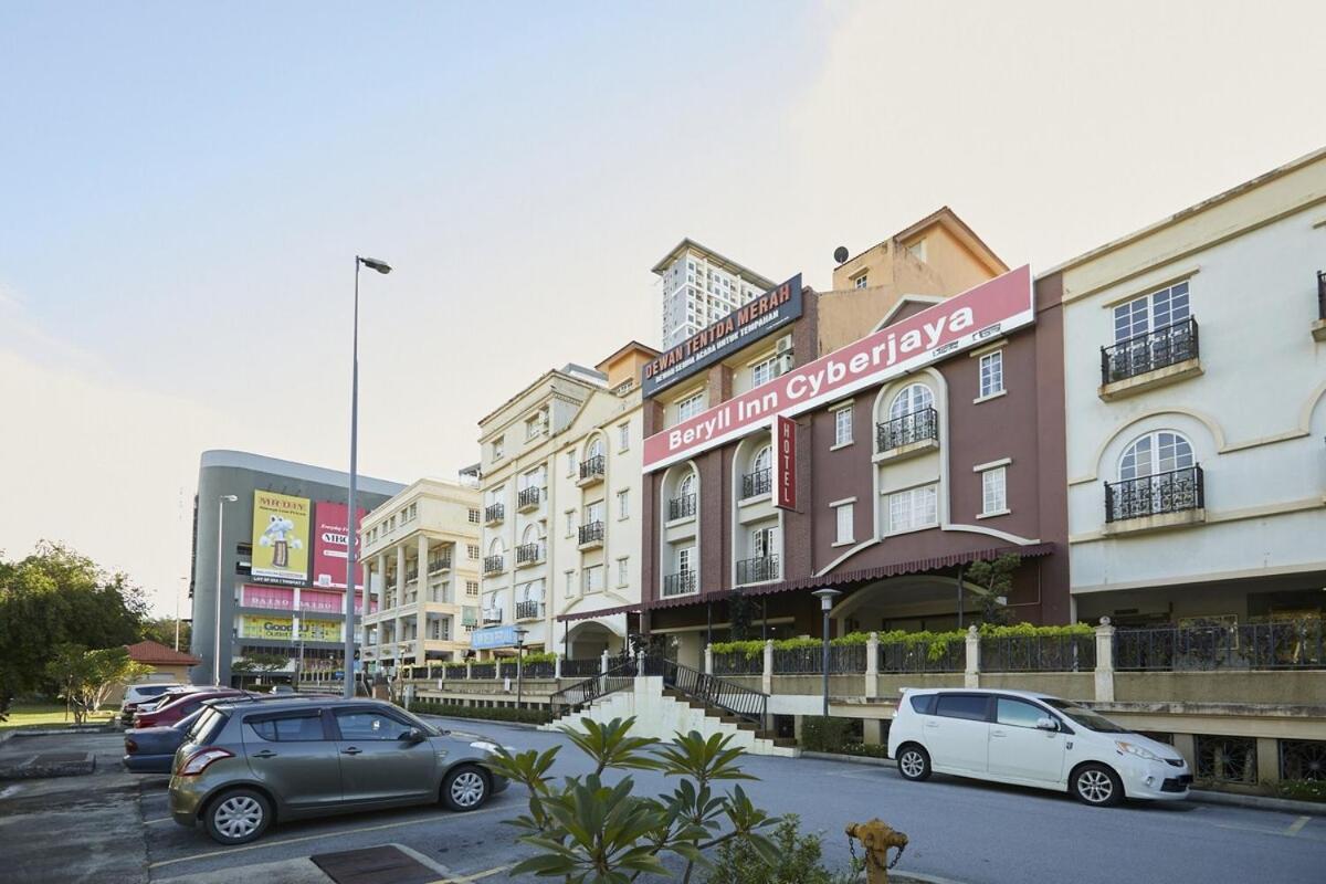 Beryll Inn Cyberjaya Hotel Экстерьер фото