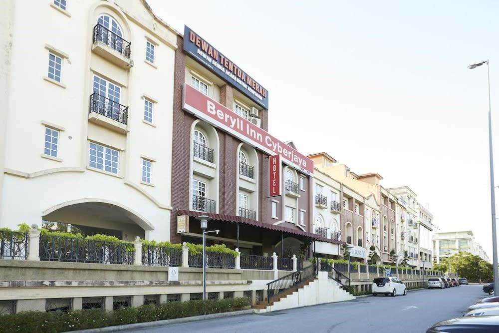Beryll Inn Cyberjaya Hotel Экстерьер фото