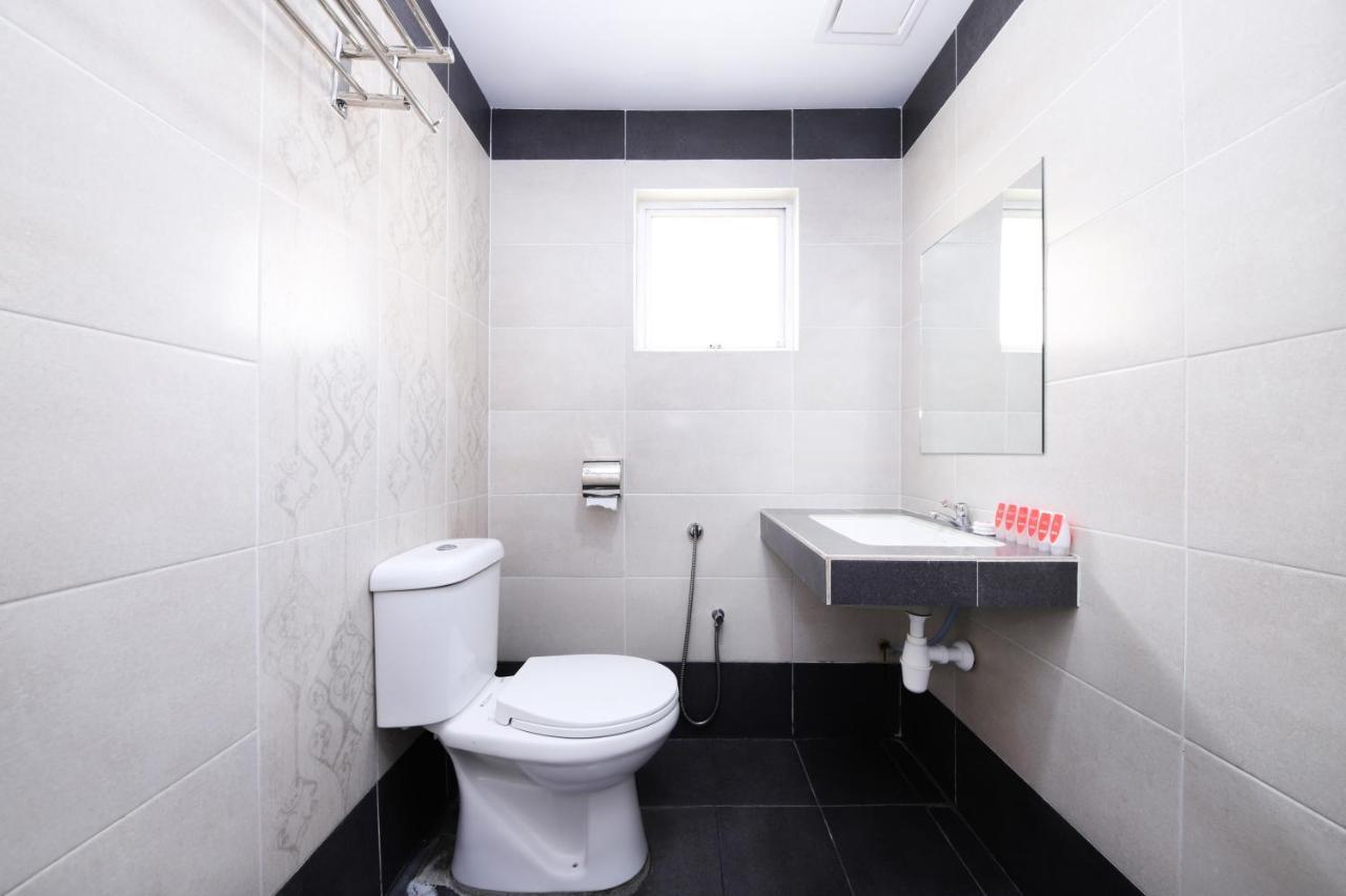 Beryll Inn Cyberjaya Hotel Экстерьер фото